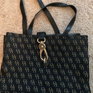 Beautiful Dooney and Burke Purse NWOT